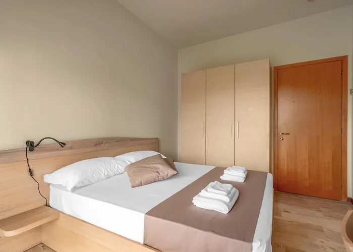 Casa Da Fraschini Aparthotel *
